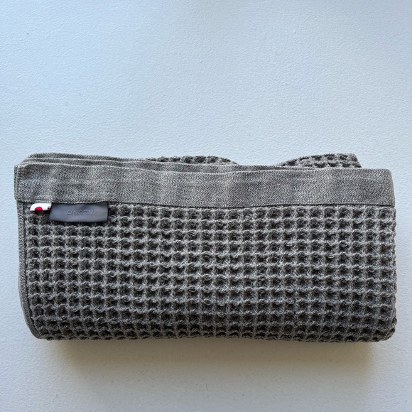 Onsen | Bath | Onsen Japanese Waffle Bath Towel Cinder Gray | Poshmark